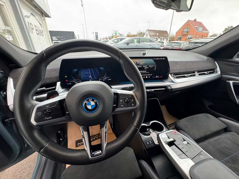 BMW iX2