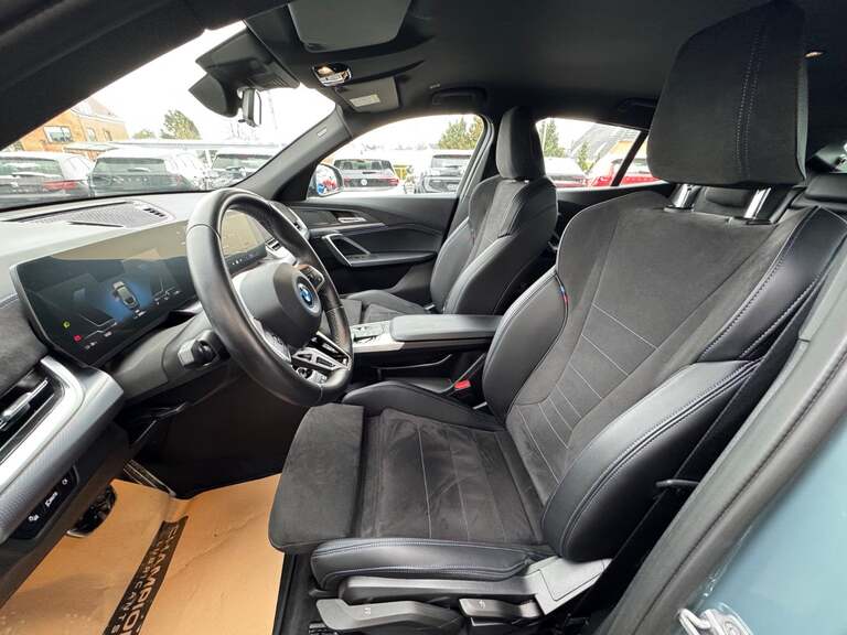 BMW iX2