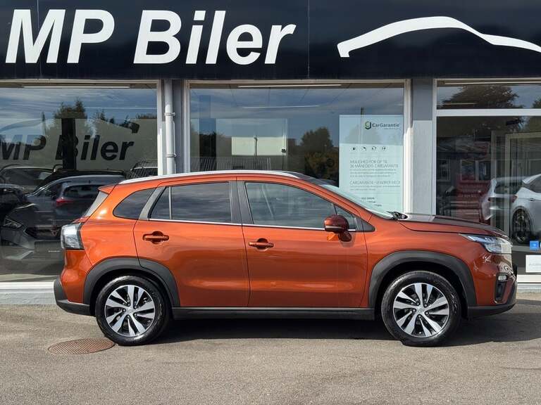 Suzuki S-Cross