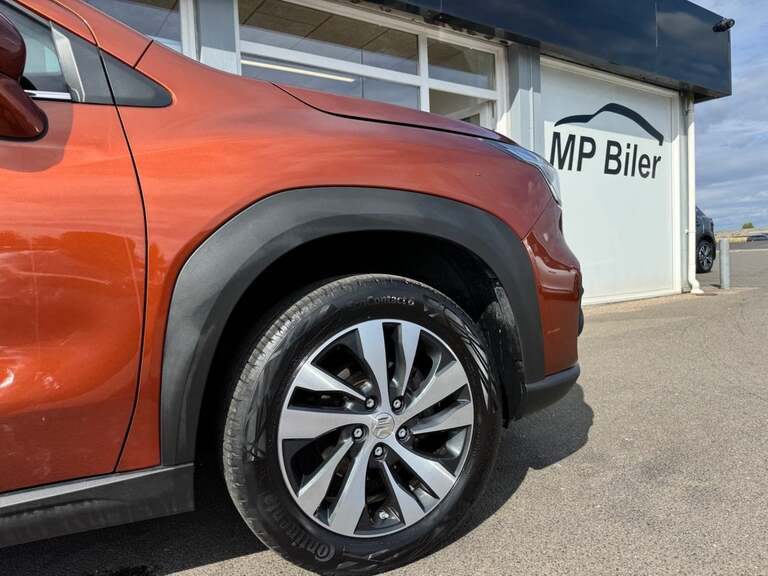 Suzuki S-Cross