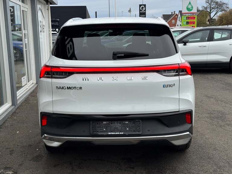 Maxus Euniq6