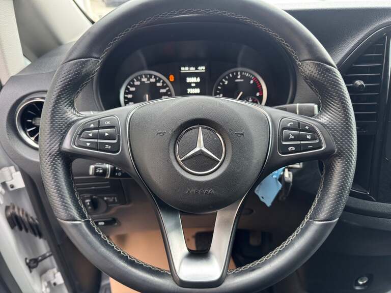 Mercedes Vito 114