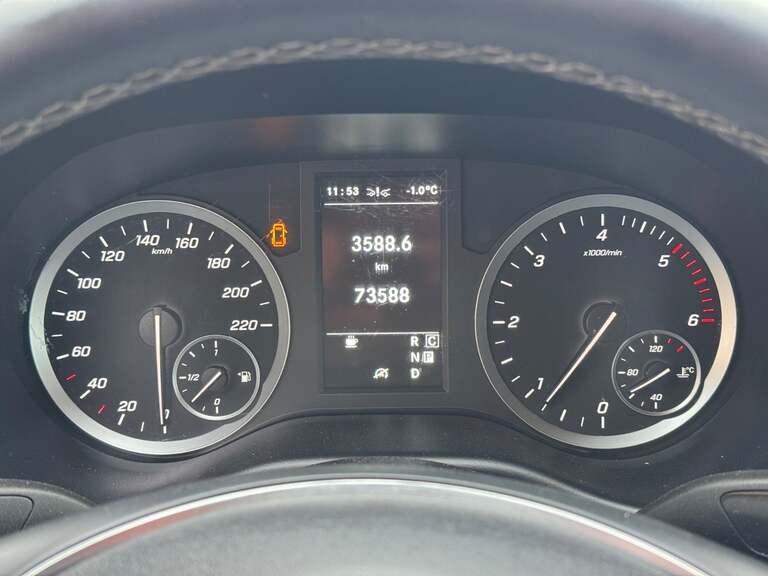 Mercedes Vito 114