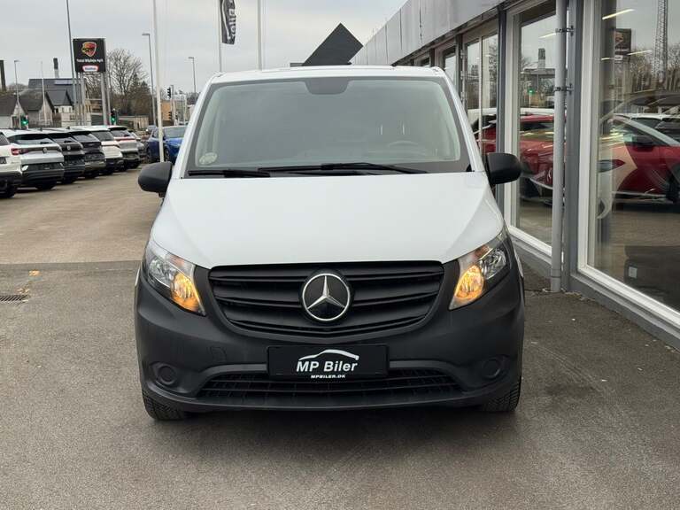 Mercedes Vito 114