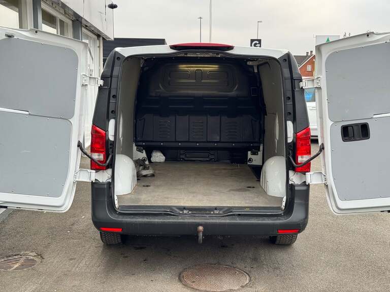 Mercedes Vito 114
