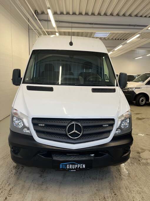 Mercedes Sprinter 319
