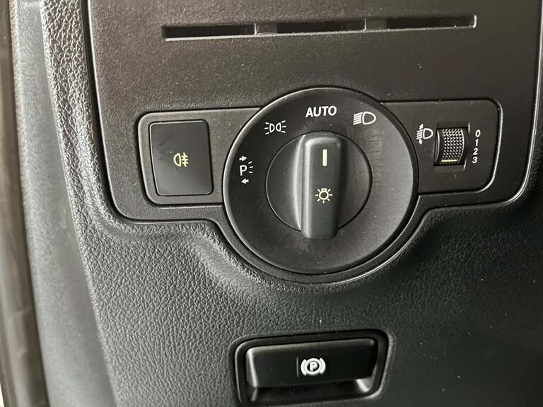 Mercedes Vito 114