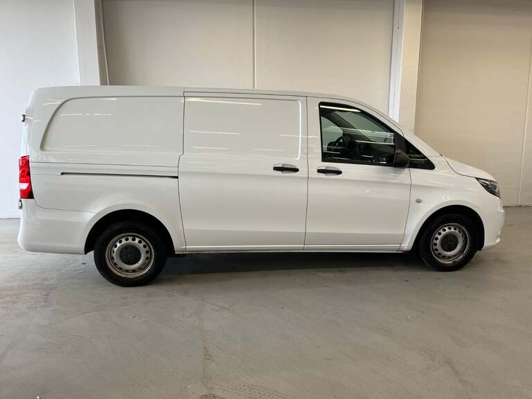 Mercedes Vito 114