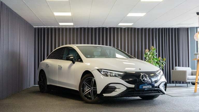 Mercedes EQE300