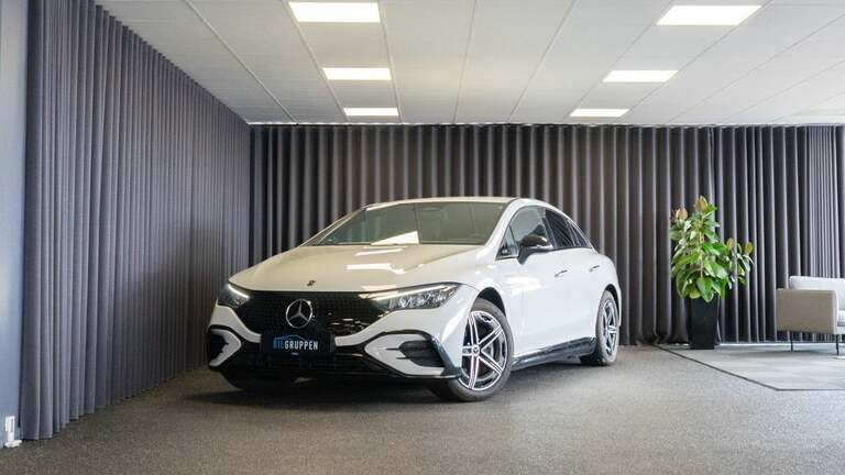 Mercedes EQE300