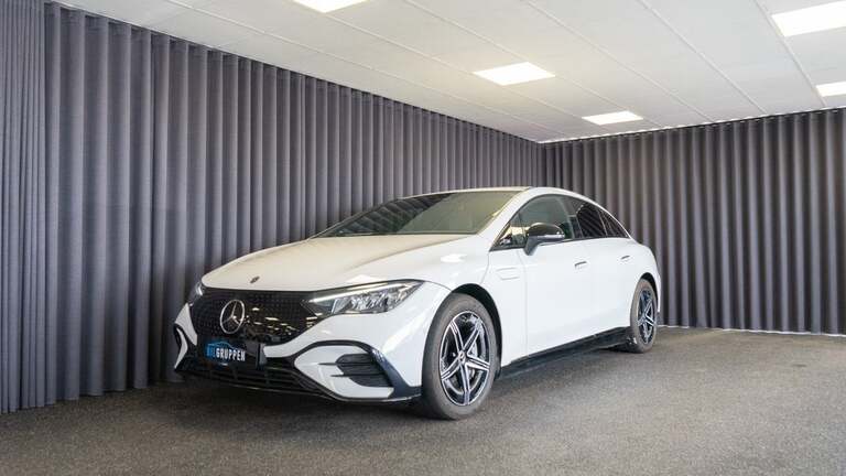 Mercedes EQE300