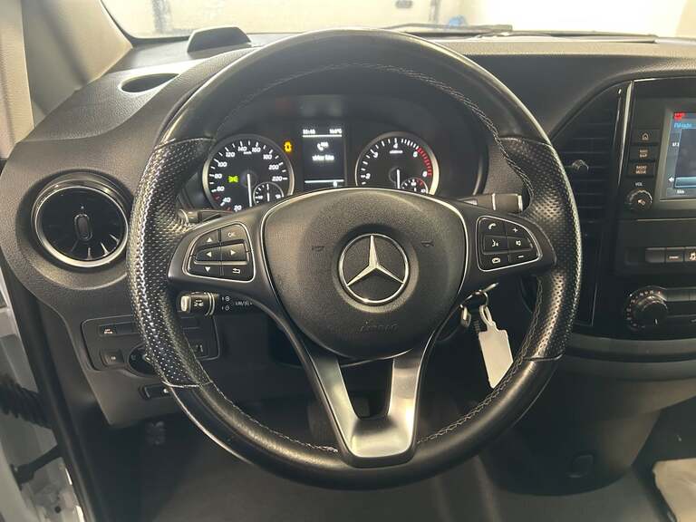 Mercedes Vito 114