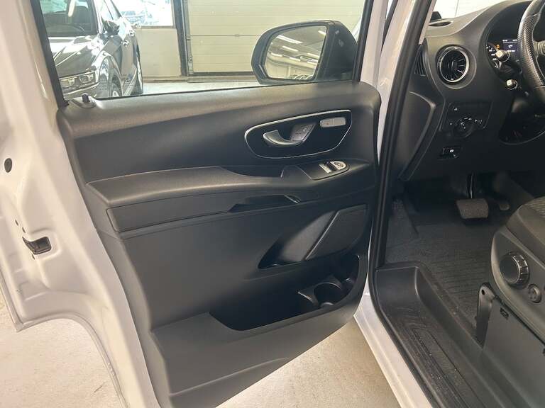 Mercedes Vito 114