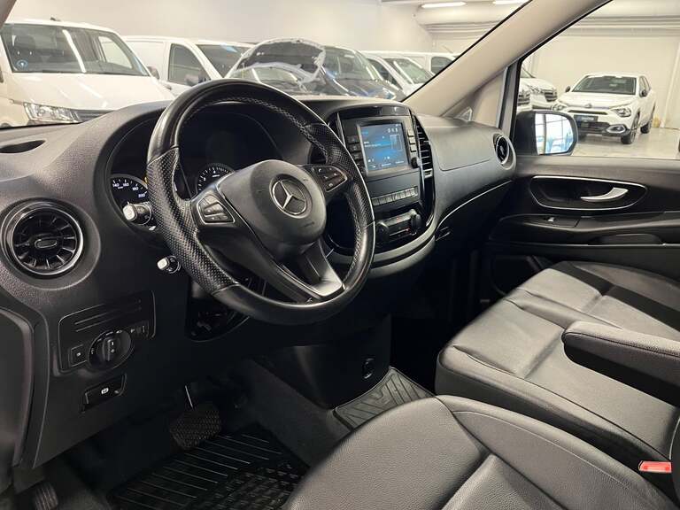 Mercedes Vito 114