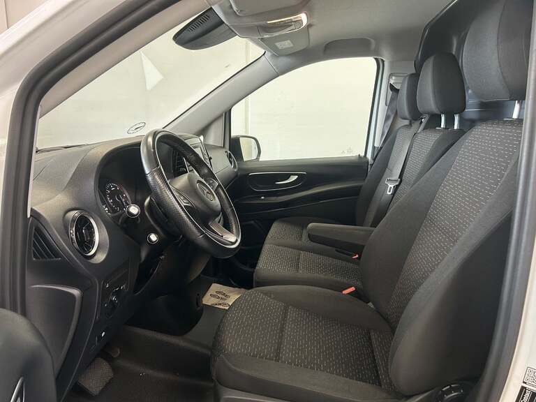 Mercedes Vito 114