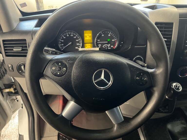 Mercedes Sprinter 319