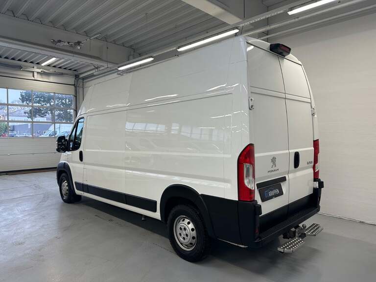 Peugeot Boxer 335