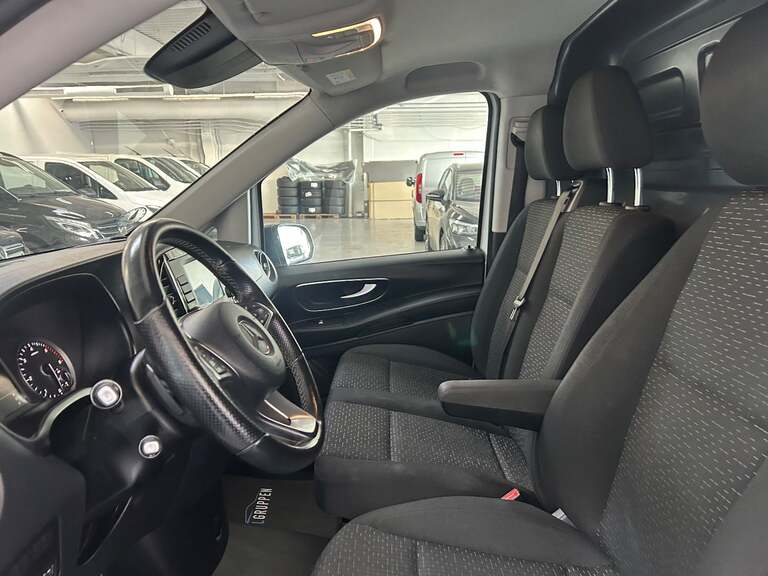 Mercedes Vito 114