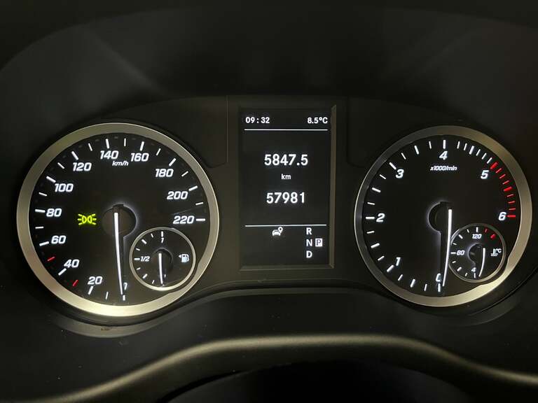 Mercedes Vito 114