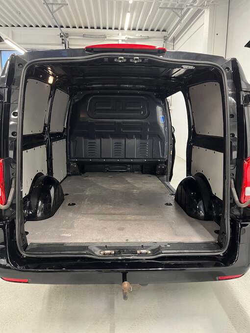 Mercedes Vito 114