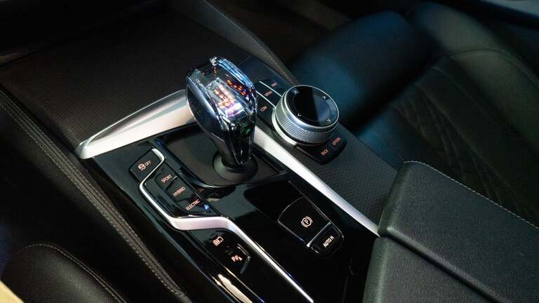 BMW 530e