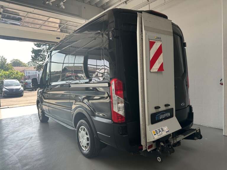 Ford Transit 350 L2 Van