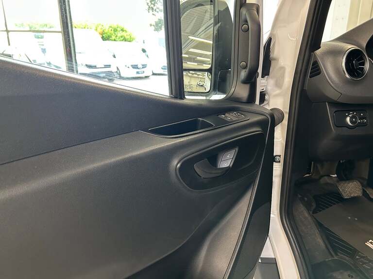 Mercedes Sprinter 317
