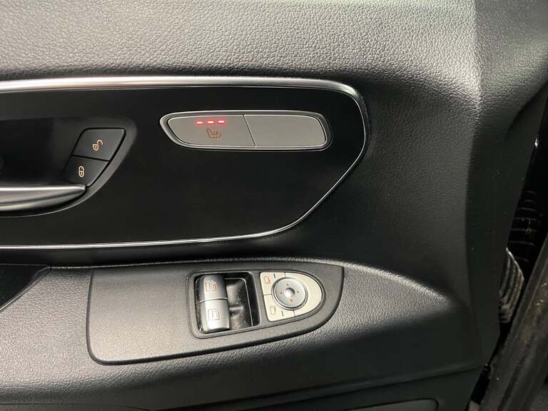 Mercedes Vito 114