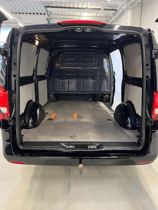 Mercedes Vito 114