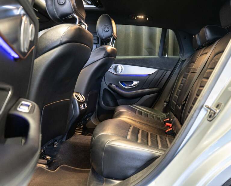 Mercedes EQC400