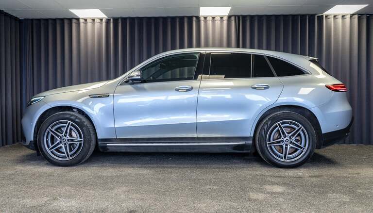 Mercedes EQC400