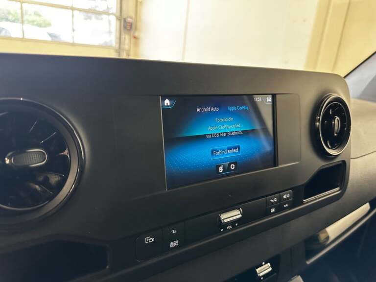Mercedes Sprinter 214