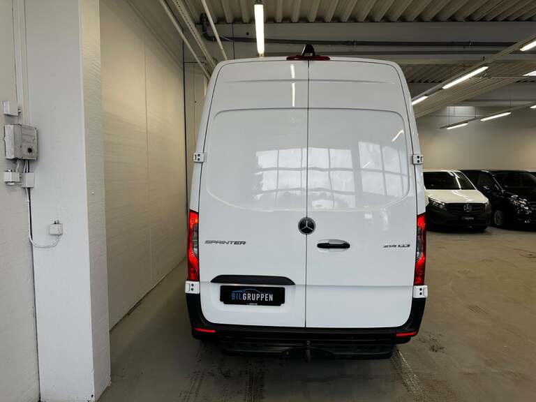 Mercedes Sprinter 214
