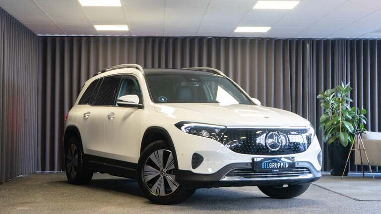 Mercedes EQB250+