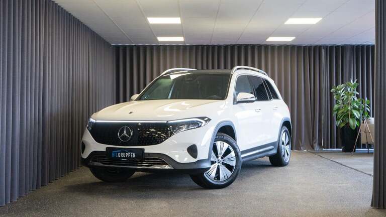 Mercedes EQB250+