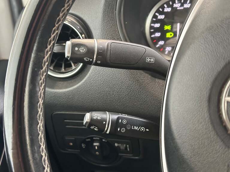 Mercedes Vito 114