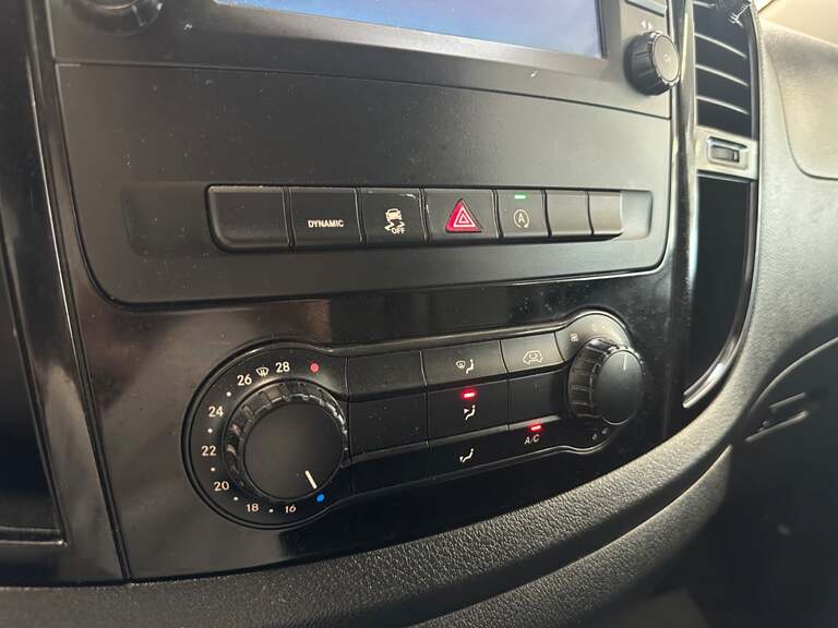 Mercedes Vito 114