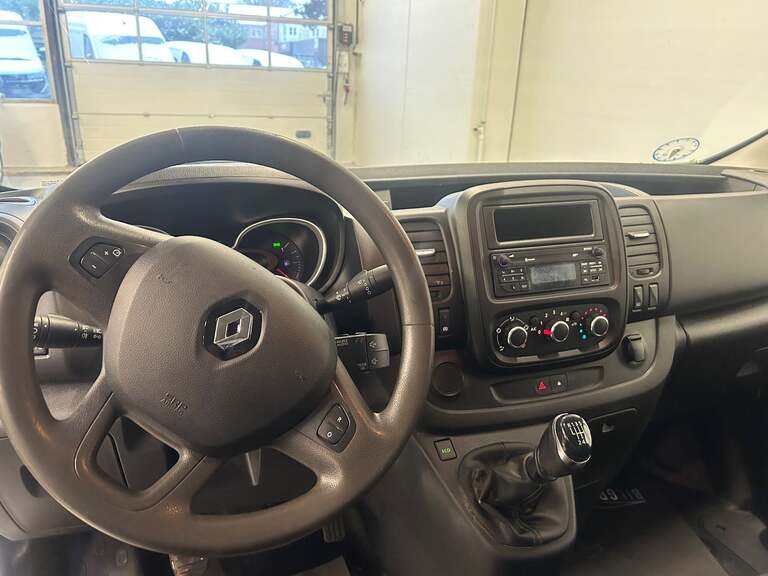Renault Trafic T29