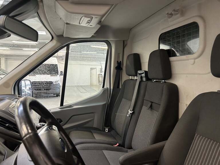 Ford Transit 350 L4 Van