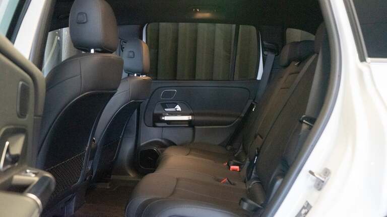 Mercedes EQB250+