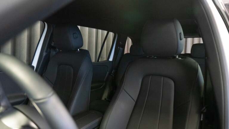 Mercedes EQB250+