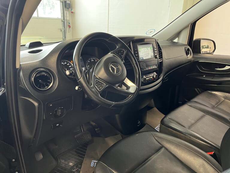 Mercedes Vito 114
