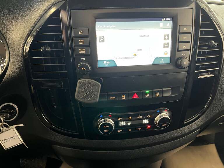 Mercedes Vito 114