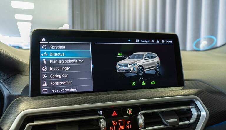 BMW iX3