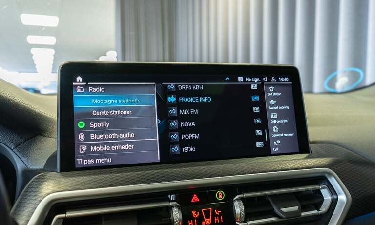BMW iX3