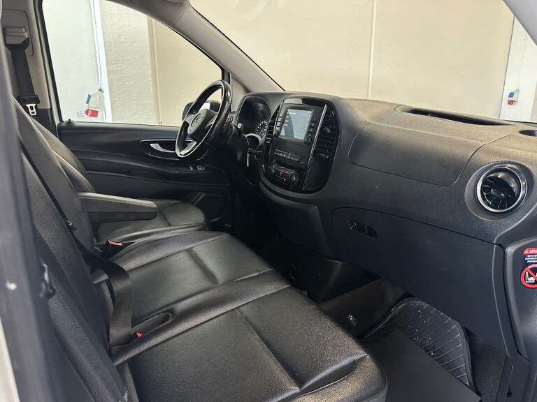 Mercedes Vito 114