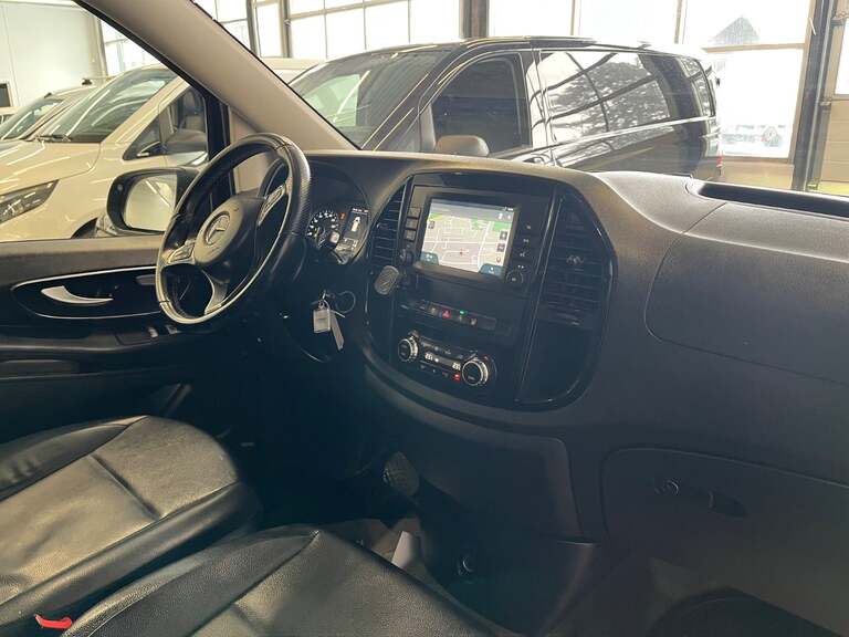 Mercedes Vito 114