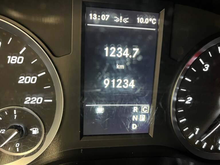 Mercedes Vito 114
