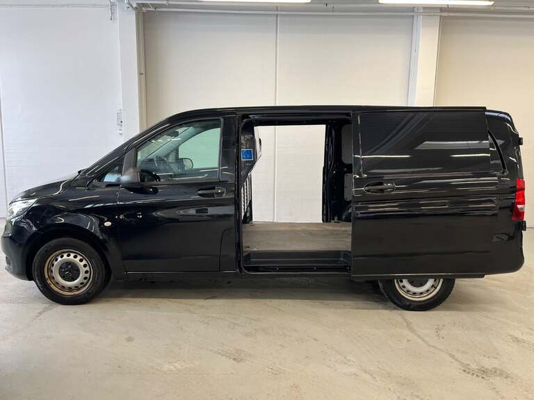 Mercedes Vito 114
