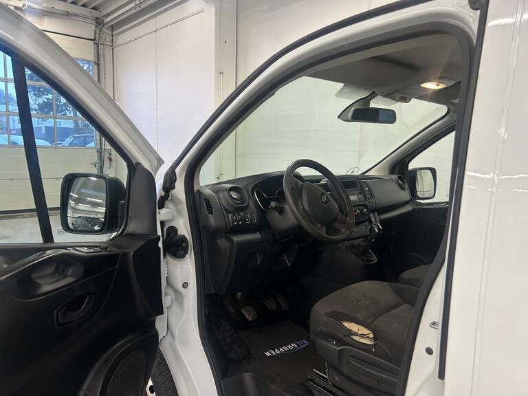 Renault Trafic T29